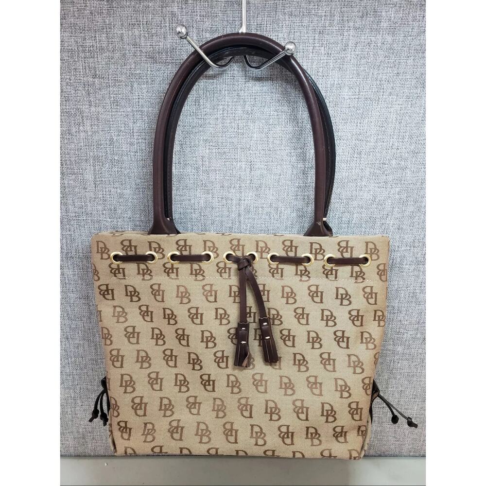 Dooney & Bourke Tulip Tote  Jacquard w/ Leather Handles and Paperwork